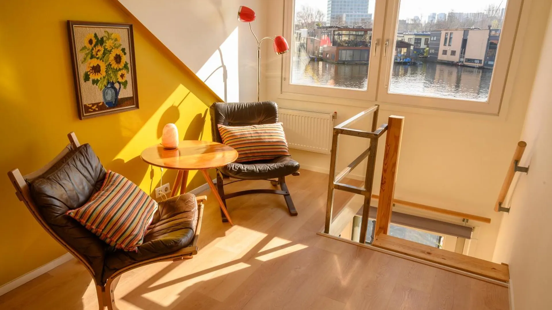 Bed & Breakfast Houseboat Studio With Canalview And Free Bikes Amsterdam